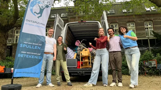 Breng afval en herbruikbare spullen naar het pop-up milieupark op 22 oktober Breng afval en herbruikbare spullen naar het pop-up milieupark op 22 oktober